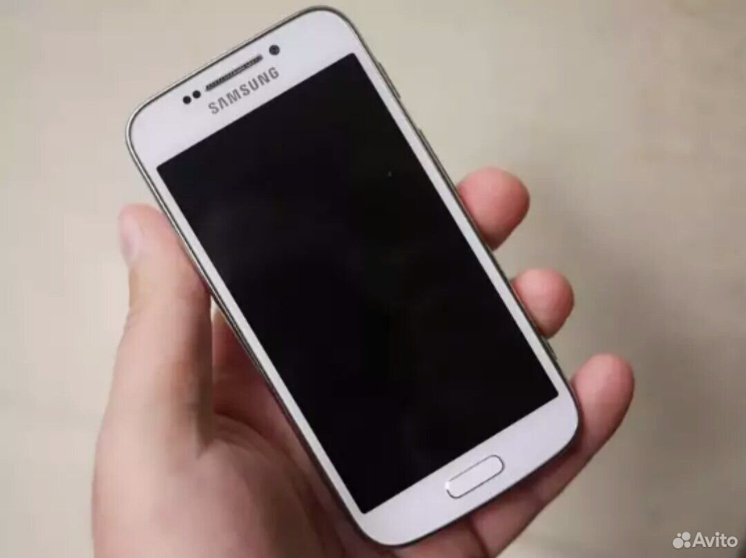 Белый galaxy s. Самсунг галакси белый. Samsung Galaxy s4 White. Телефон белый Samsung Galaxy 4. Телефон самсунг белый s 4.