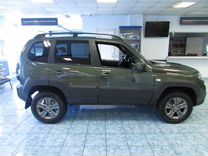 цвет черная жемчужина нива тревел. Niva travel 1. лада нива тревел 2022 цвет хаки. ваз (lada) niva travel, 2022. нива travel цвет зелёный.