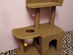Домик-когтеточка для кошек