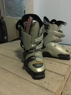 Горнолыжные ботинки и Лыжи 39рр
