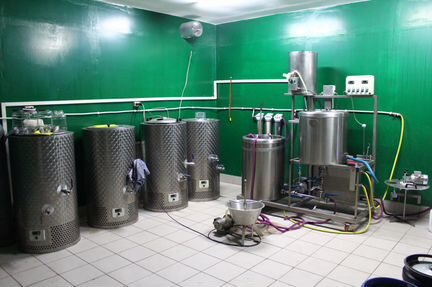 Итальянская пивоварня 90 литров