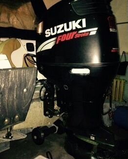 Продам лодочный мотор Suzuki DF 175 EFI