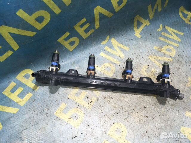 Топливная рампа форсунка Volkswagen Polo sed Rus