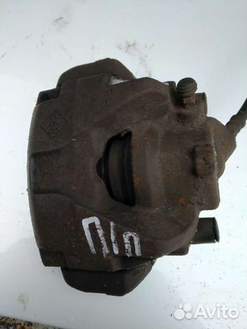 Суппорт передний правый Рено Флюенс 2010-14 г