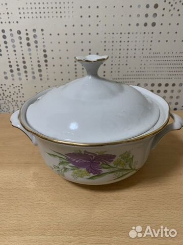 Супница фарфоровая новая