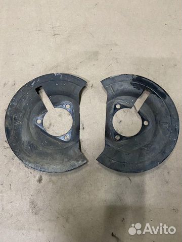 Dodge RAM 1500 пыльник тормозного диска защита