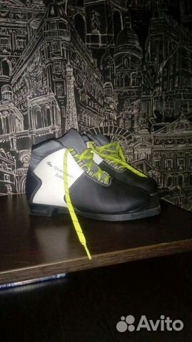 Лыжные ботинки