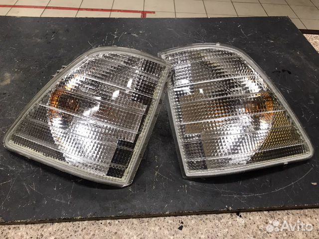 Указатель поворота передний Mercedes Spinter