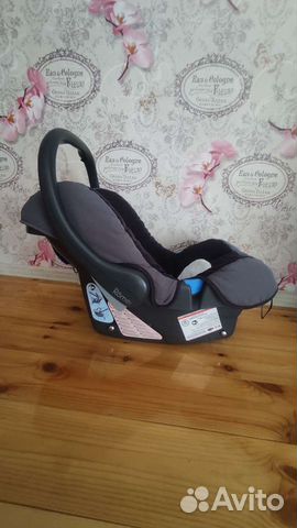 Детское автомобильное кресло люлька