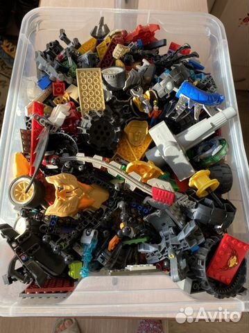 Конструктор Lego и меч Майнкрафт