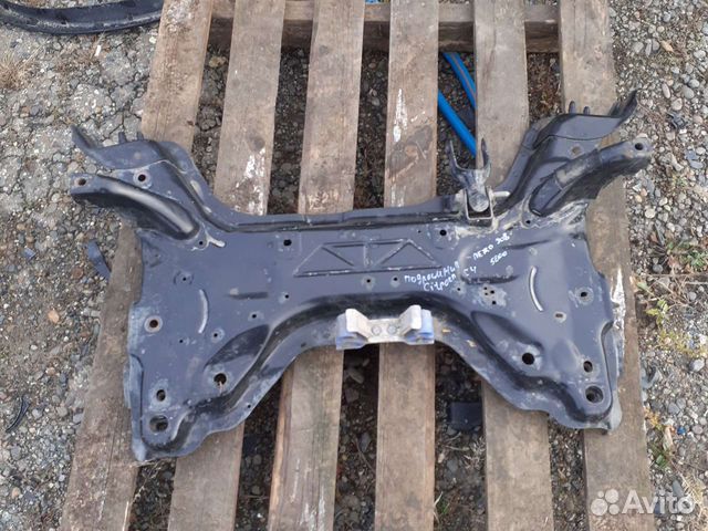 Подрамник Peugeot 308 Citroen C4