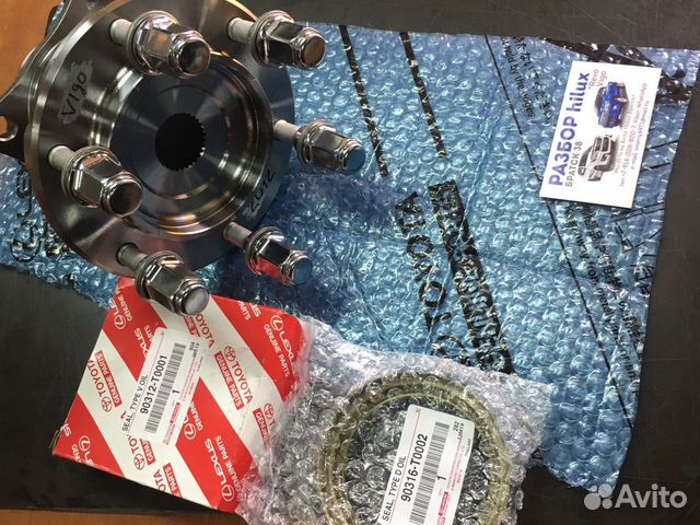 Ступица всборе Hilux 2012