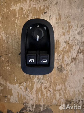 Блок управления стеклоподъемниками Peugeot 206