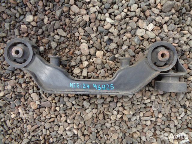 Крепление редуктора Toyota Allex NZE124 1NZ-FE