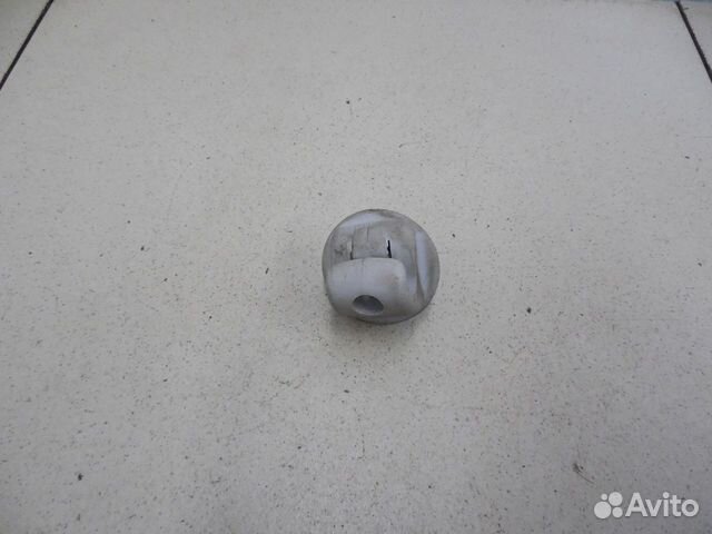 Крючок солнцезащитного козырька Duster 2012