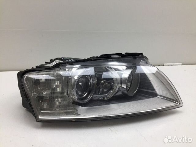 Фара правая Audi A8 2 (D3)