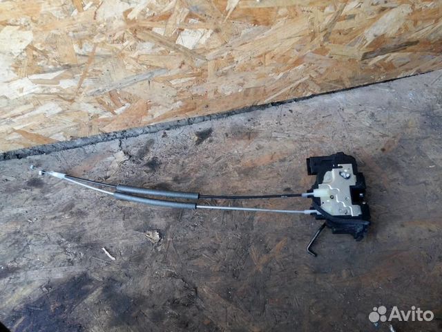 Замок двери задней левой Hyundai i20 2008-2014