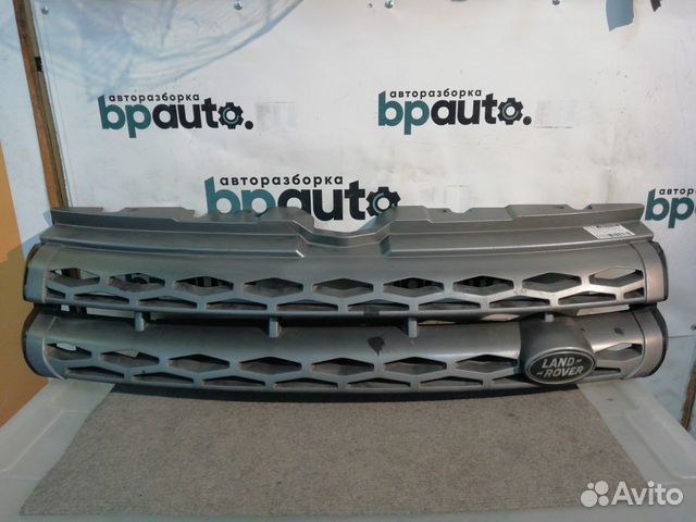 Решетка радиатора DJ32-8200-AA Land Rover Range