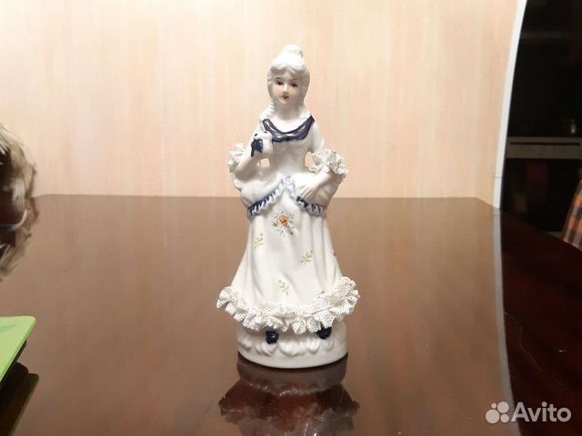 Фарфоровые статуэтки