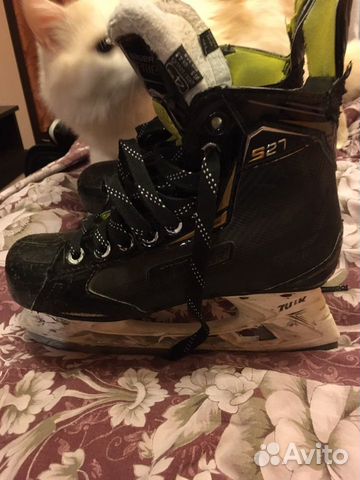 Коньки хоккейные