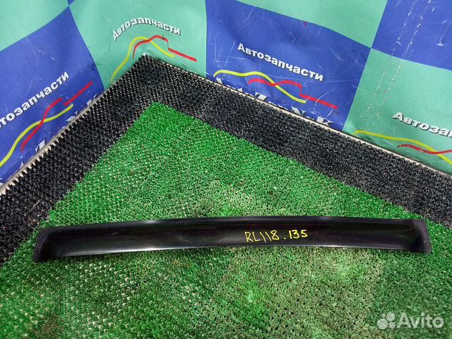 Уголок зеркала внутренний правый Lexus LX570