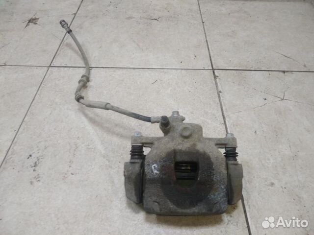 Суппорт передний правый Volkswagen Polo Sedan 6C1