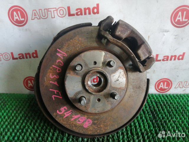 Ступица передняя левая Toyota Bb NCP31