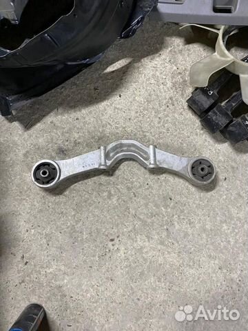 Mitsubishi Pajero 4 опора заднего редуктора