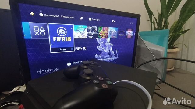 PlayStation 4 slim 1tb 2 геймпада 6 игр