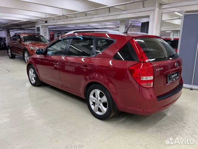 Kia Ceed `2010