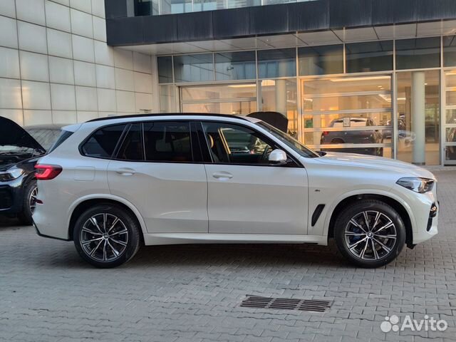 BMW X5 3.0 AT, 2022