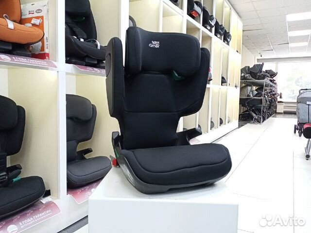 Автокресло 15-36кг Britax Kidfix M I-Size Black