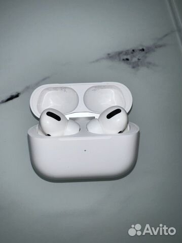 Airpods pro оригинал с чеком торг уместен