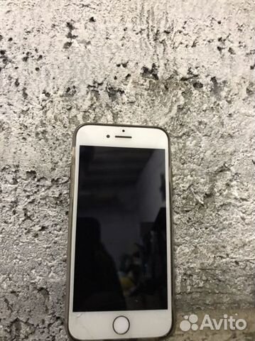 Телефон iPhone 7