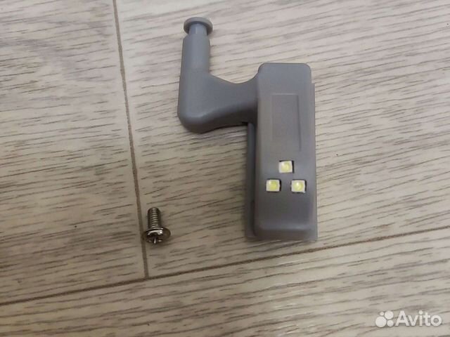 Светодиодная подсветка для шкафа на петли