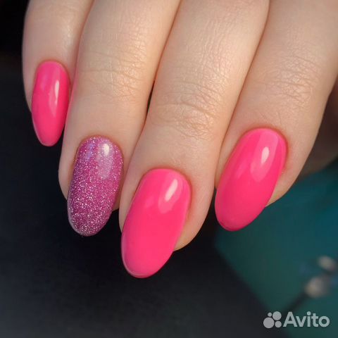 Маникюр педикюр