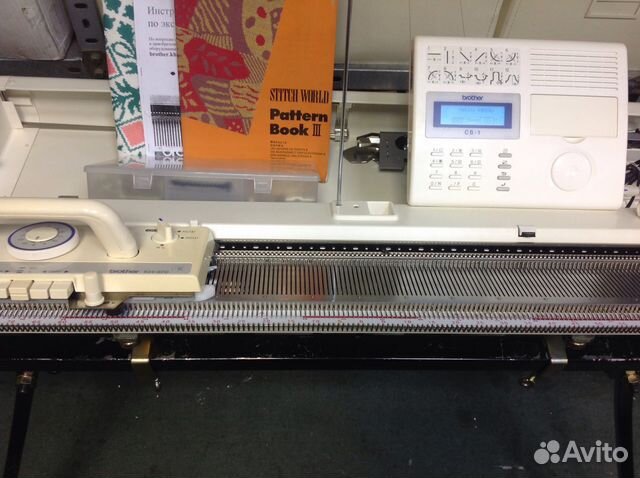 Электронная вязальная машинка Бразер кн 970 Япония Электронная вязальная машинка Бразер кн 970 Япония