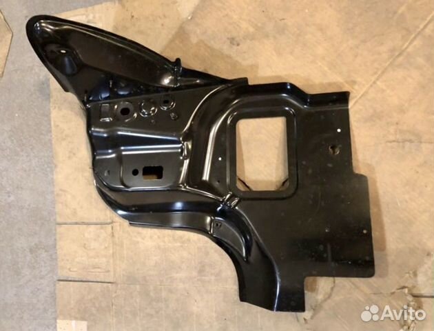 Панель крепления заднего фонаря Renault Logan