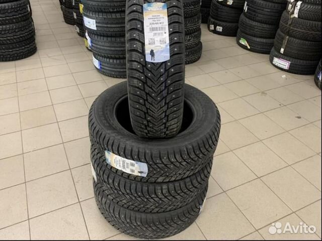 Nokian Tyres Hakkapeliitta 10p SUV 225/65 R17 106T