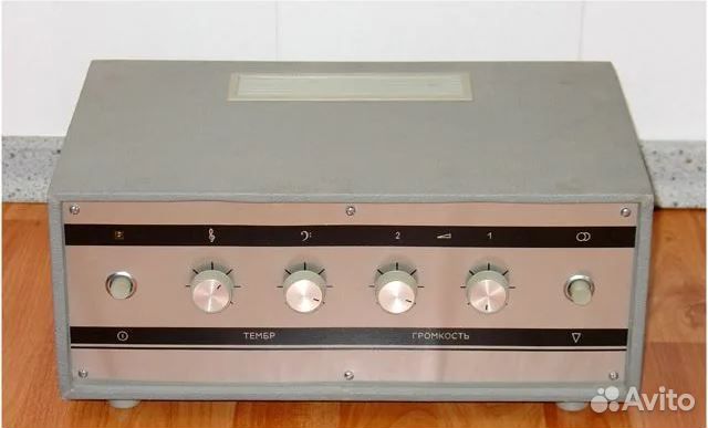 Усилитель мощности конца 70-х: Yamaha M-4 Prophetmaster Audio Дзен