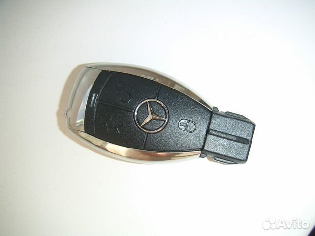 Mercedes-Benz - flash drive 32Gb Mercedes-Benz - flash drive 32Gb