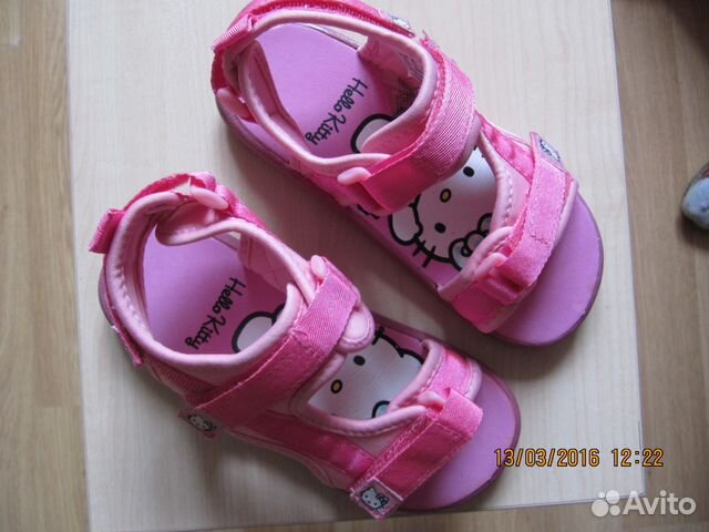 Босоножки Hello Kitty р.30 Новые Босоножки Hello Kitty р.30 Новые