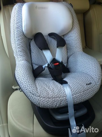 Автокресло Maxi-Cosi Pearl + база FamilyFix