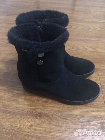 Полусапожки Geox новые, размер 37 Полусапожки Geox новые, размер 37