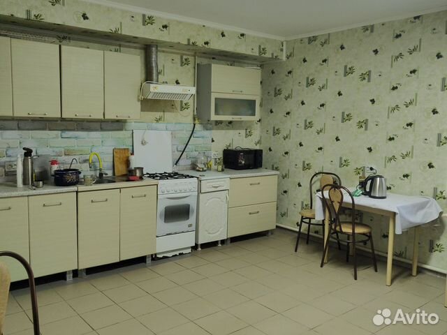 

6-к. дом, 200 м²