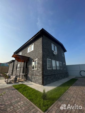 

5-к. коттедж, 270 м²