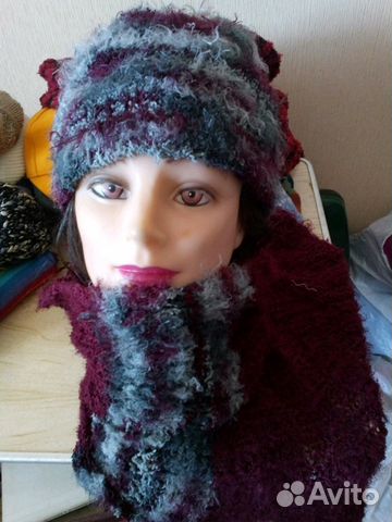 Набор шапка и шарф, вязанные крючком и спицами