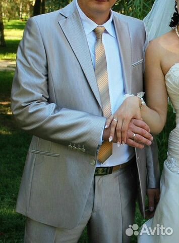 Свадебный костюм