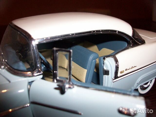 Danbury Mint 1955 Chevrolet Blue And Ivory 1/24