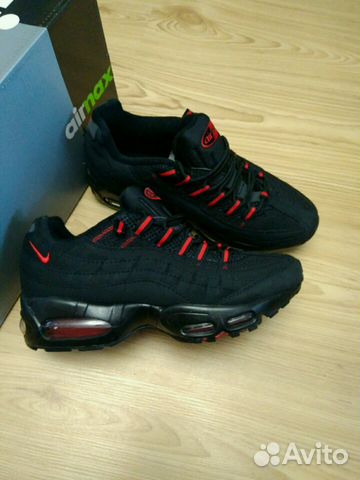 Новые кроссовки Nike Air Max 95 Новые кроссовки Nike Air Max 95